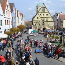 Osterbrunnenaufbau 2017