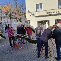 Aufbau Osterbrunnen 2025 @M. Höcht