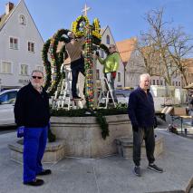 Aufbau Osterbrunnen 2025 @M. Höcht