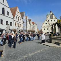 Aufbau Osterbrunnen 2025 @P. Ertl