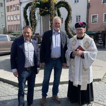 Aufbau Osterbrunnen 2025 @P. Ertl